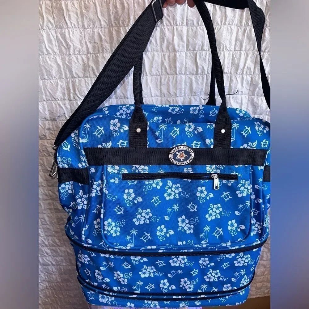 MOVERS Hawaii turtle Floral white hibiscus Expand Travel Luggage Oahu Maui Kauai